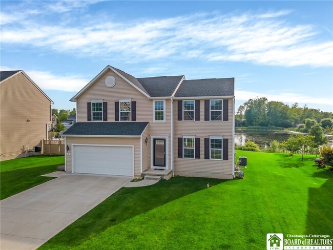 property at 27 Middlebury Ln