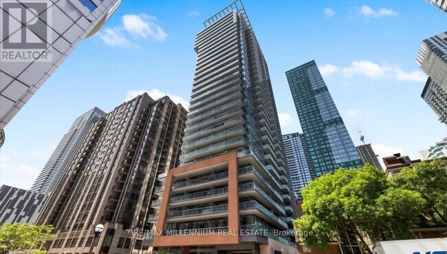 property at 8 Mercer St