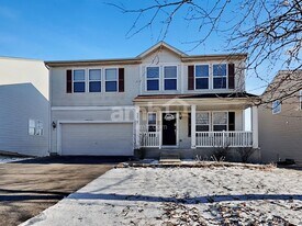 3217 Kenilworth Ln in Montgomery, IL - Building Photo