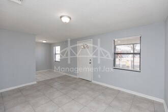 2092 Commonwealth Ave in Jacksonville, FL - Building Photo - Building Photo