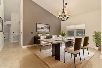 1222 Manor Ct in Weston, FL - Building Photo - Building Photo