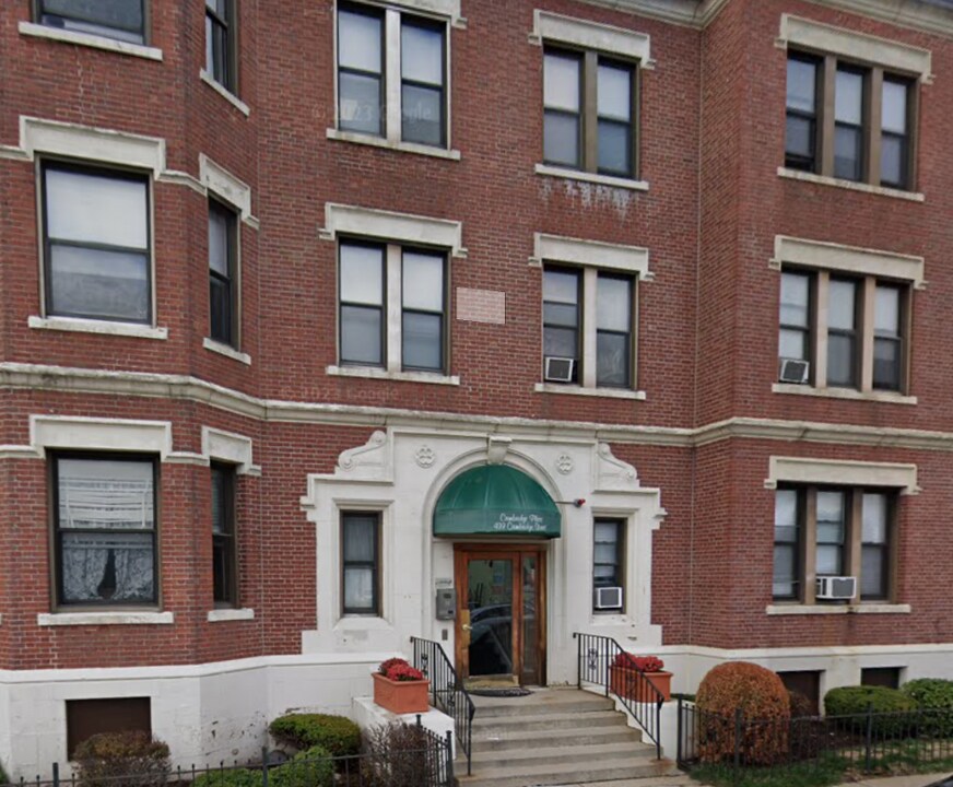 439 Cambridge St, Unit 34 in Boston, MA - Building Photo