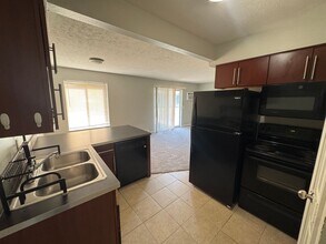 3004 Chicago Dr SW in Grandville, MI - Building Photo - Building Photo