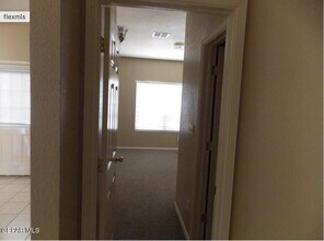 4212 Titanic Ave in El Paso, TX - Building Photo - Building Photo