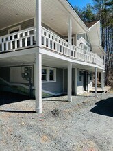 1398 Quechee-Hartland Rd in Hartford, VT - Building Photo - Building Photo