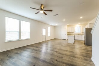 10407 Monte Carmel Pl in Converse, TX - Building Photo - Building Photo