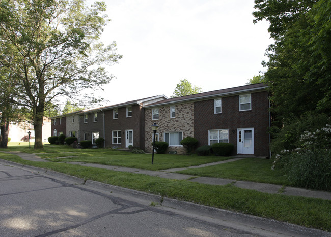 733 Sapp Rd in Ravenna, OH - Building Photo - Building Photo