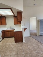 9502 Walker St, Unit 4 in Cypress, CA - Building Photo - Building Photo
