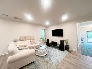 4 Connaught Ct in Mauldin, SC - Building Photo - Building Photo