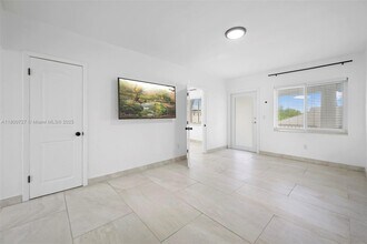 550 NE 82nd Terrace in Miami, FL - Building Photo - Building Photo