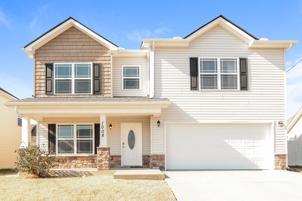 1008 Tammy Sue Ln in La Vergne, TN - Foto de edificio