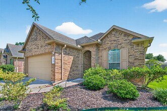 510 Carson Ridge Dr in Spring, TX - Foto de edificio - Building Photo