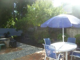 54 Hobson St, Unit #one in Boston, MA - Building Photo