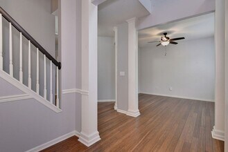 702 Robin Hood Dr in Yorktown, VA - Building Photo - Building Photo