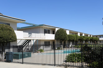 Park Avenue Arms Apartments in Santa Maria, CA - Building Photo - Building Photo