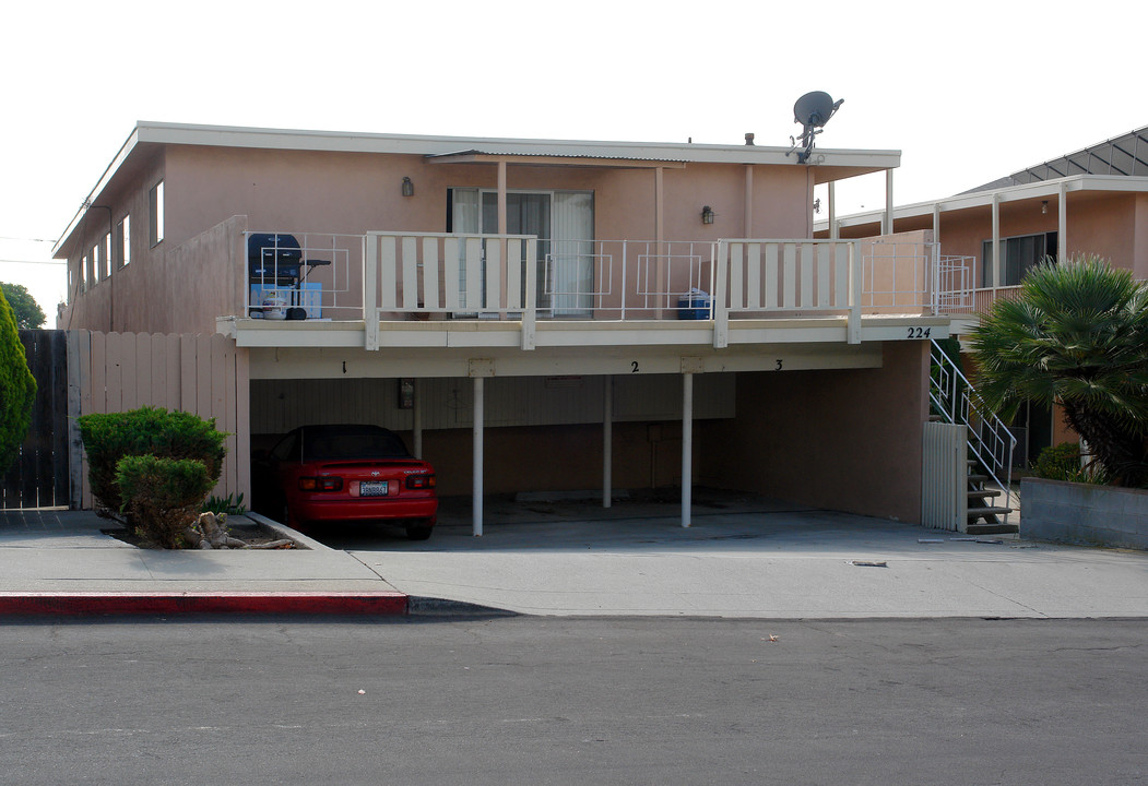 224 Lomita St in El Segundo, CA - Building Photo