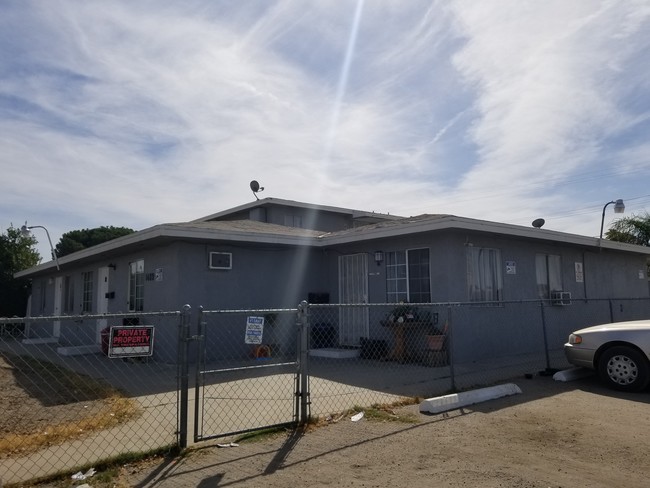 1409 Ming Ave in Bakersfield, CA - Building Photo - Other