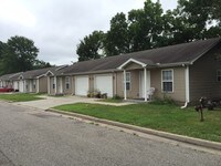 Building Photo - 2305 Patrick St Apartments in Terre Haute, Indiana