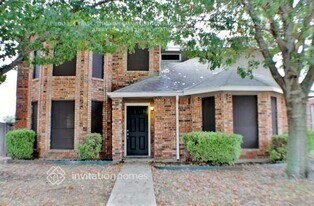 1633 Summers Dr in Cedar Hill, TX - Building Photo