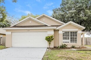 945 Little Creek Rd in Orlando, FL - Building Photo
