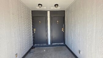 6370 Monaco St in Commerce City, CO - Building Photo