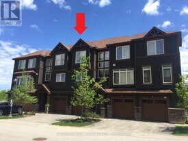 62 Joseph Trail in Collingwood, ON - Building Photo