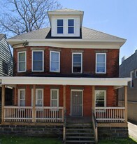 349 W 8th St, Unit 2 in Erie, PA - Building Photo