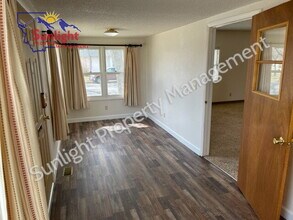 202 N 5th Ave in Laurel, MT - Building Photo - Building Photo