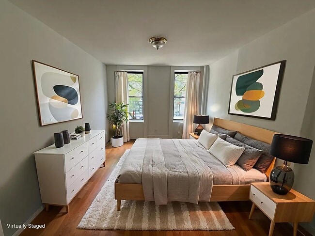 628 Tenth Avenue in New York, NY - Building Photo - Building Photo