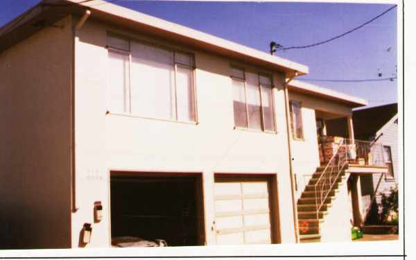 656-658 658-A 3rd Ln in South San Francisco, CA - Building Photo