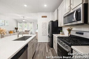 1239 Loma Rnch in New Braunfels, TX - Building Photo - Building Photo