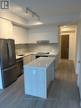 8188 Yonge St in Vaughan, ON - Building Photo - Building Photo