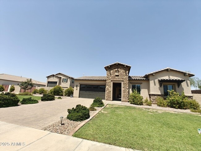 property at 9144 W Louise Dr