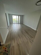 919 Hillcrest Dr in Hollywood, FL - Foto de edificio - Building Photo
