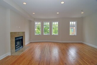 1852 N Halsted St in Chicago, IL - Building Photo - Building Photo
