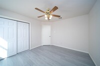 12934 Kingston Point Ln photo'