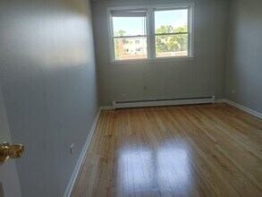 445 Sherman Ave in Evanston, IL - Building Photo - Building Photo
