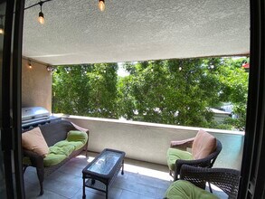 16866 Kingsbury St, Unit 115 in Granada Hills, CA - Building Photo - Building Photo