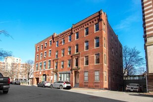 6A Appleton St Apartments