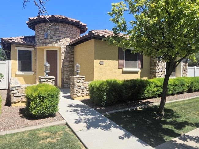 property at 1170 S Storment Ln