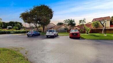 15253 SW 111th St in Miami, FL - Building Photo - Building Photo