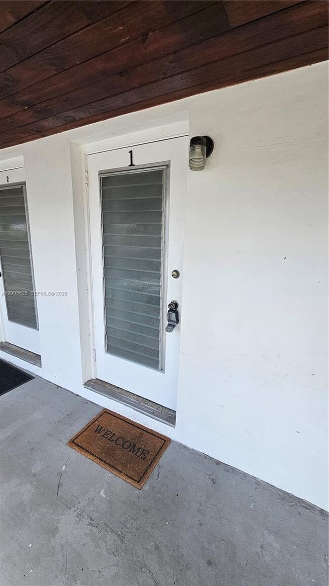 2308 Grant St in Hollywood, FL - Building Photo - Building Photo