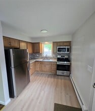 554 Kings Hwy in Valley Cottage, NY - Building Photo - Building Photo