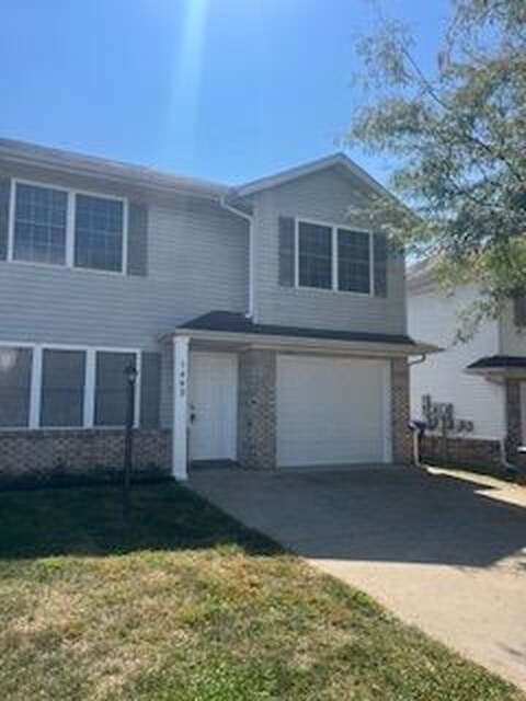 1462 W Rockcrest Dr in Bloomington, IN - Building Photo