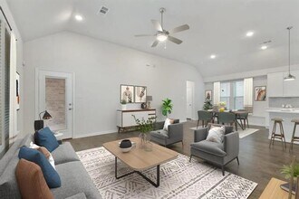 925 Plaza Ln in Lantana, TX - Building Photo - Building Photo