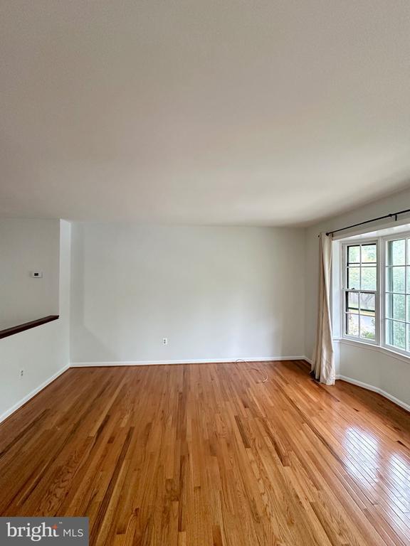 2868 Kelly Square in Vienna, VA - Building Photo - Building Photo