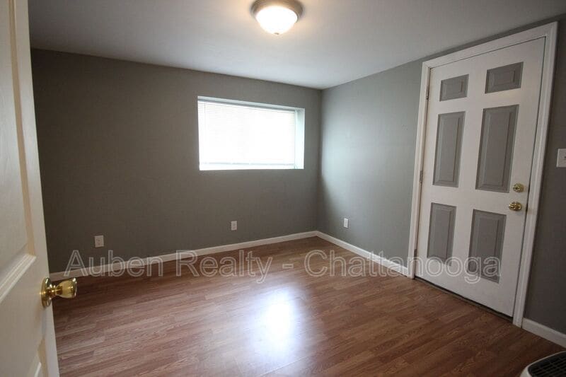 203 Old Mountain Rd in Chattanooga, TN - Building Photo