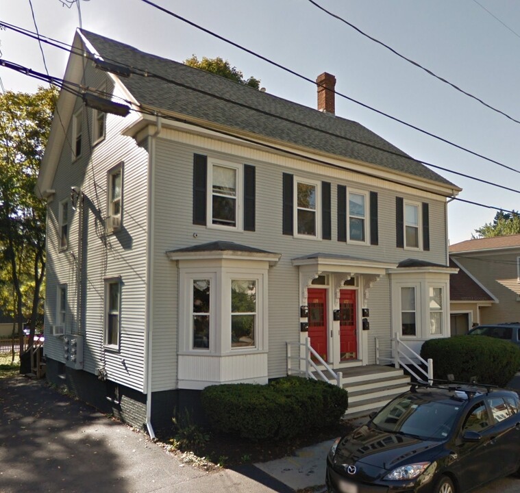 170 Austin St in Portsmouth, NH - Building Photo