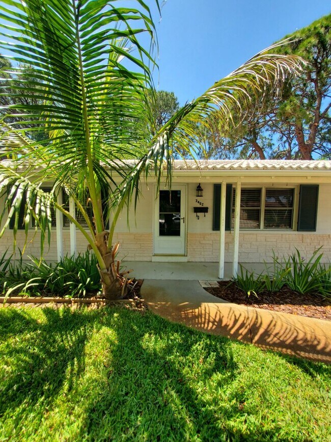 3462 70th St N in St. Petersburg, FL - Foto de edificio - Building Photo