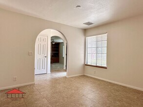 228 W Yellowstone Pl in Ridgecrest, CA - Building Photo - Building Photo